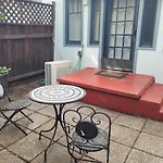 Hollywood Bungalow With Patio!