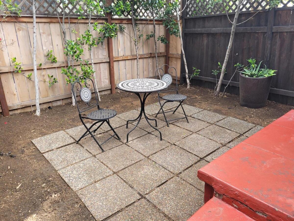 Hollywood With Patio! Apartment Los Angeles